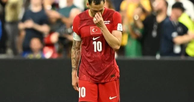 Çalhanoğlu üzr istədi