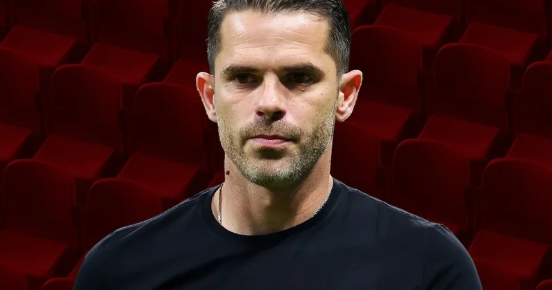 Fernando Qaqo mətbuat konfransında infarkt keçirdi