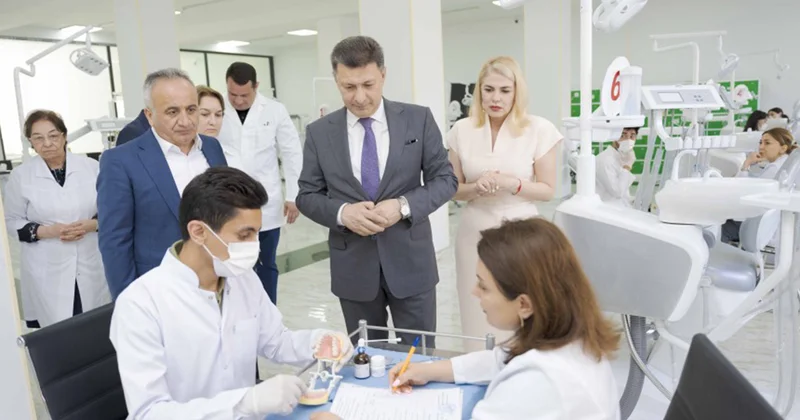 Gəray Gəraybəyli yay imtahan sessiyasının gedişi ilə tanış oldu Fotolar