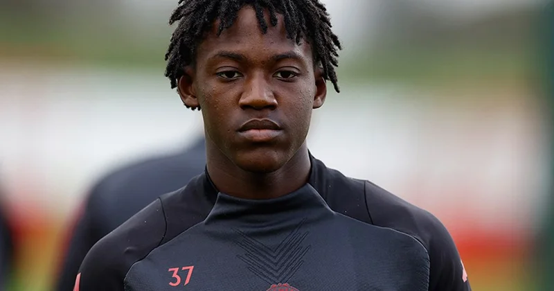 “Mançester Yunayted”in futbolçusu “Fənərbağça” ilə oyunu buraxacaq