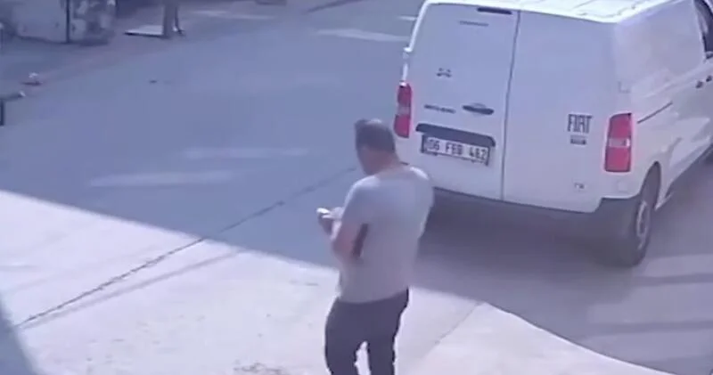 В Анкаре мужчина остановил грузовик без водителя ВИДЕО