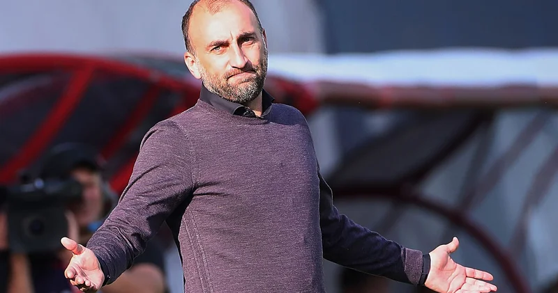 Millinin rəqibində baş məşqçi ayrılığı