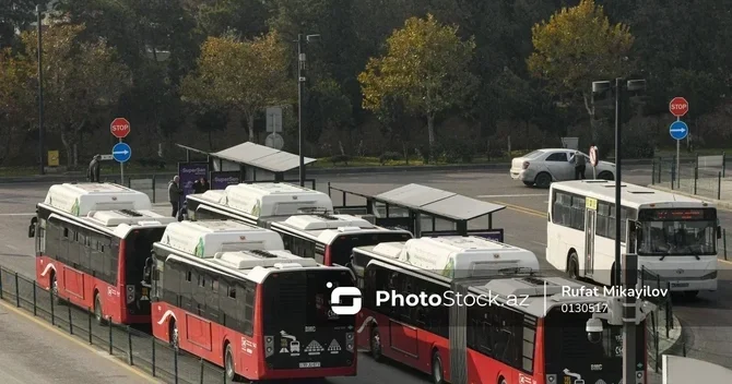 Avtobuslarda kondisioner problemi: Sərnişinlər çətin vəziyyətdə