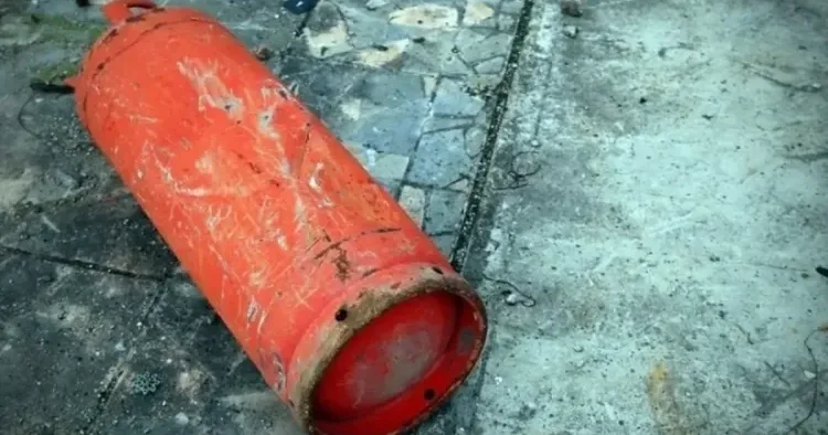 Hovuzu təmir edərkən qaz balonu partladı Ağır YARALANDI