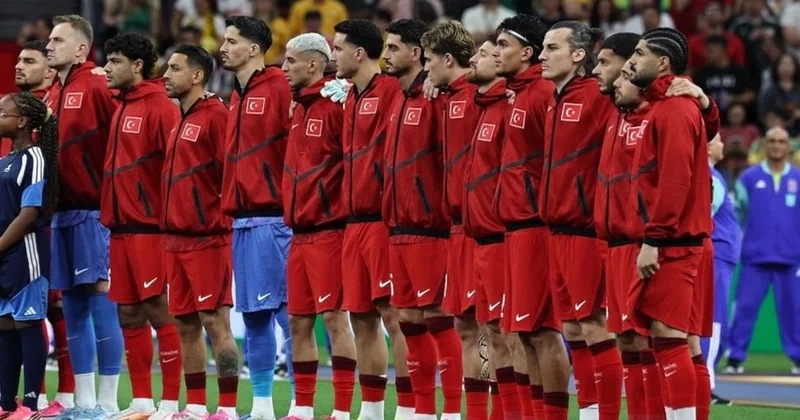 Türkiyənin heyətində xoş sözlərə layiq görülən yeganə futbolçu...