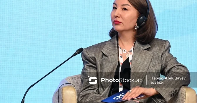 Ayna Zadabek: Süni intellektlə rəqabət aparmaq mümkün deyil
