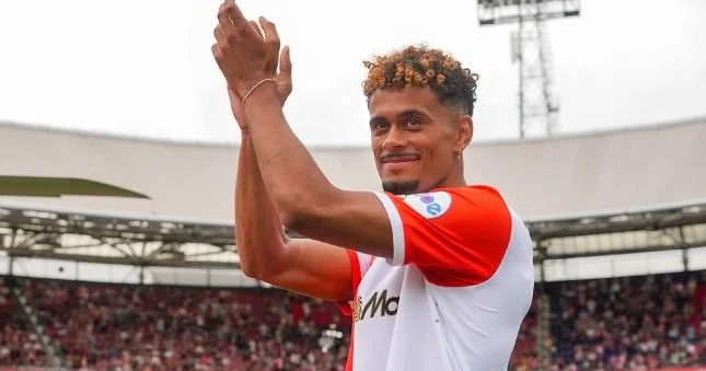 Portu dan Feyenoord a Rəsmi