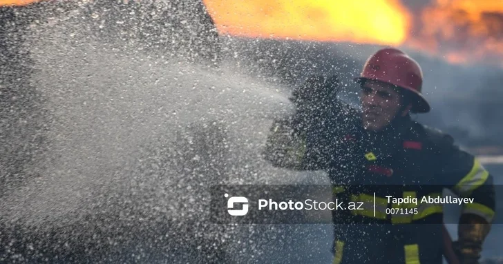В жилом доме в Сумгайыте вспыхнул пожар