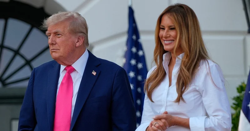 Tramp və Melaniya özlərini yeni evlənənlər kimi aparır FOTO