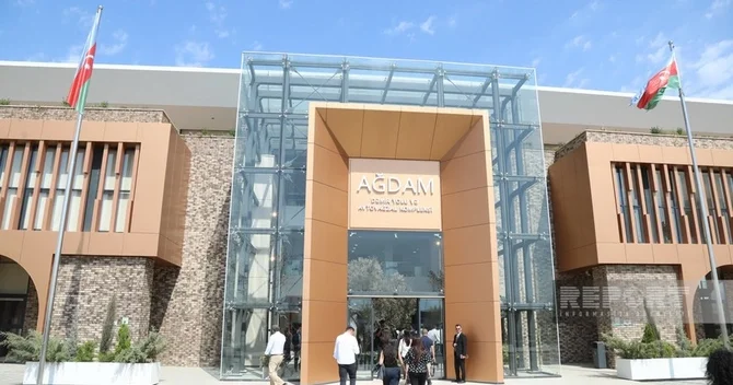 Şuşa Qlobal Media Forumunun iştirakçıları Ağdamdakı infrastruktur layihələri ilə tanış olub