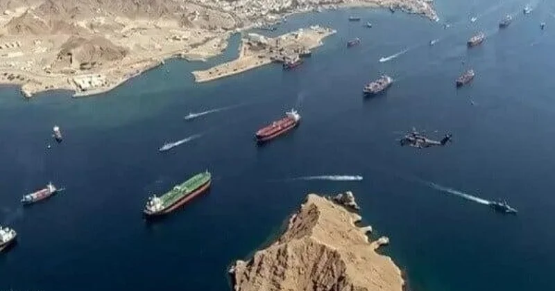 SEPAH Hörmüz boğazında iki neft tankerini vurduğunu açıqlayıb
