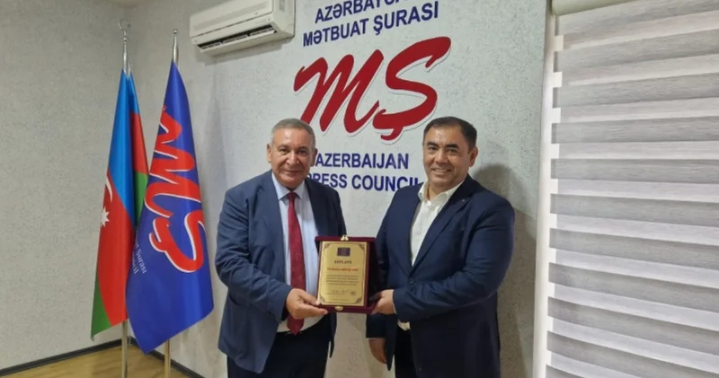 Məhəmmədəli Qəribli 50 illik yubileyi münasibəti ilə təltif edilib