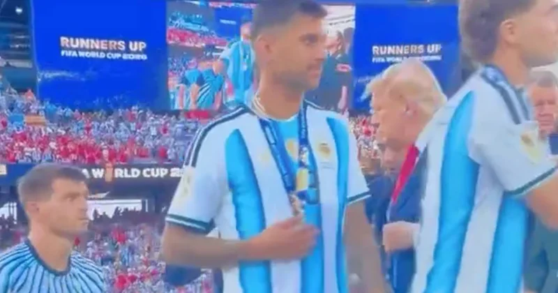 Argentina millisinin futbolçusu Trampın əlini sıxmadı VİDEO