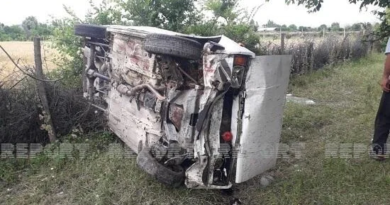 Avtomobildə sıxılı vəziyyətdə qalan sürücünü FHN xilas etdi