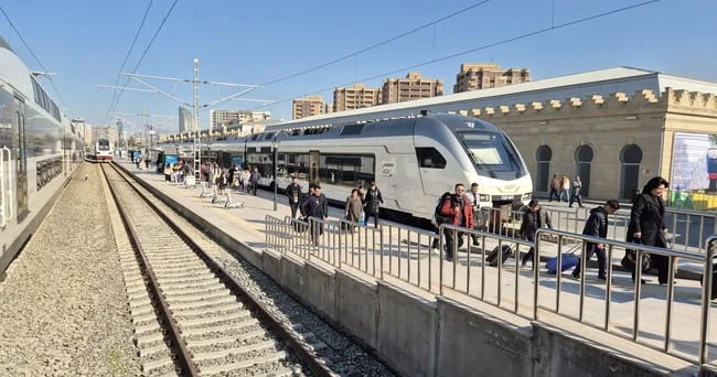 Balakənə sərnişin qatarı fəaliyyətini dayandırır: Səbəblər tam açıqlanmır
