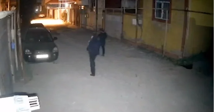 Bakıda avtomobildən oğurluq anı kameraya düşdü VİDEO