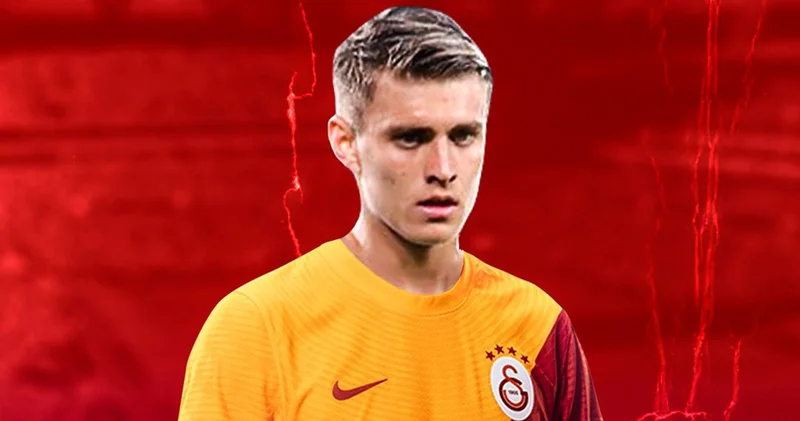 “Qalatasaray” futbolçusunu Rusiya klubuna göndərdi
