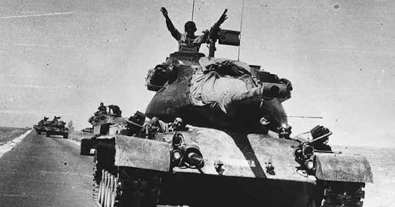 Kıbrıs Sülh Hərəkatının 52 ci ildönümü: Əfsanəvi tankın sürücüsü həmin günləri xatırladı