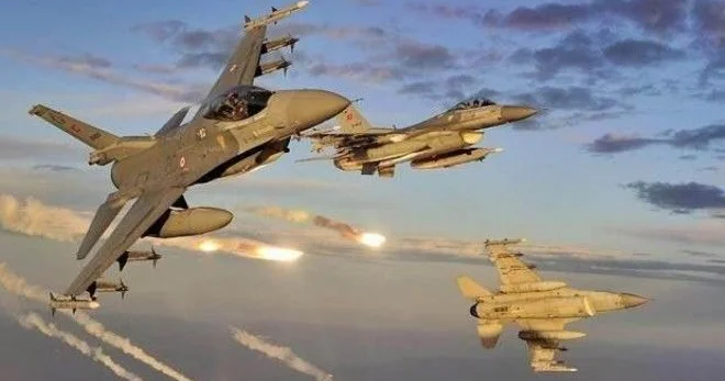 Ukrayna Kurska F 16 larla hücum etdi