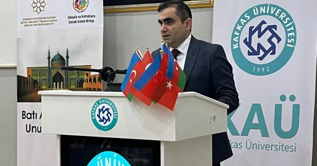 Türkiyədə Azərbaycan dili və ədəbiyyatı ilə bağlı dərslik və dərs vəsaitləri olduqca azdır
