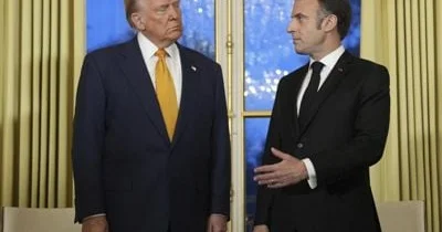 Tramp Makronla Putinin qeybətini etdi: Mikrafon açıq qaldı