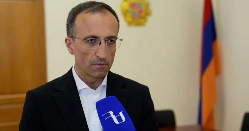 Paşinyanın yaxın adamı istefa verdi Torosyan parlamnetdən getdi