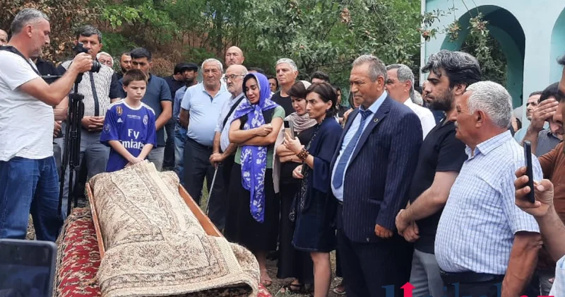 Şair Məmməd İsmayıl Tovuzda dəfn edildi FOTOLAR (YENİLƏNİB)