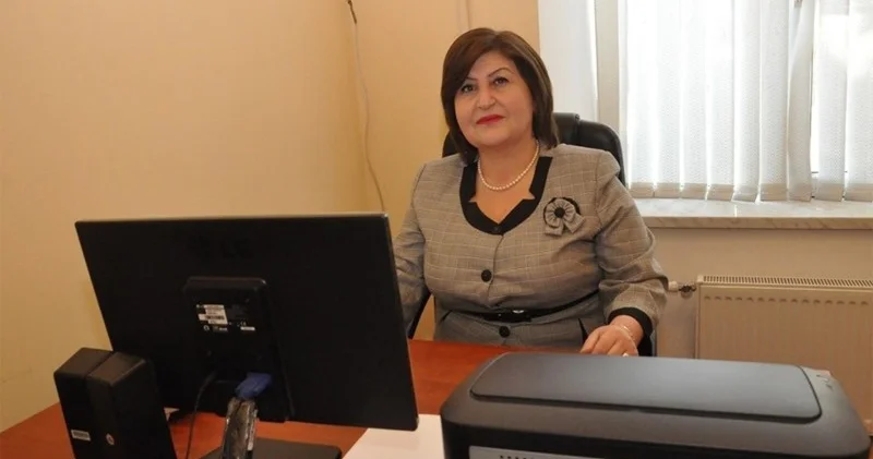 İçində Günəş yoxdusa... Esmira İsmayılova yazır