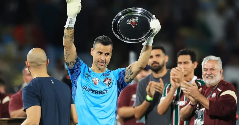 44 yaşında dünya futbolunda rekorda imza atdı