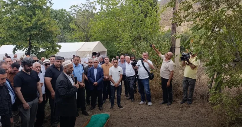 Məmməd İsmayılın cənazə NAMAZI QILINDI