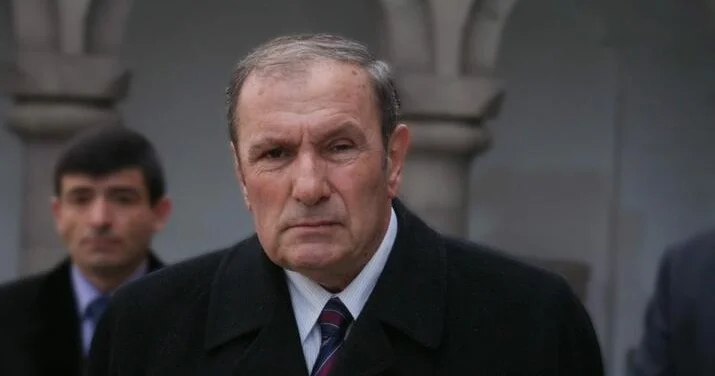 Petrosyan sülhə qarşı çıxdı Rusiyaya çağırış etdi