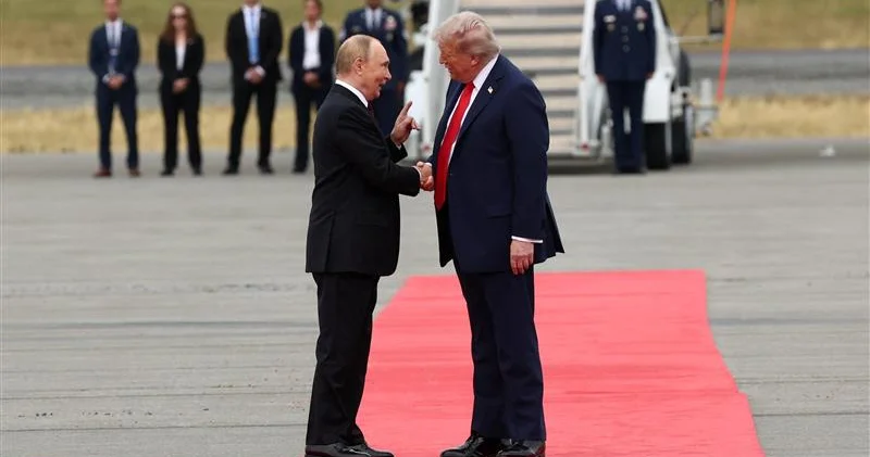Sonra da deyirlər ki, Tramp Putinlə dostdur