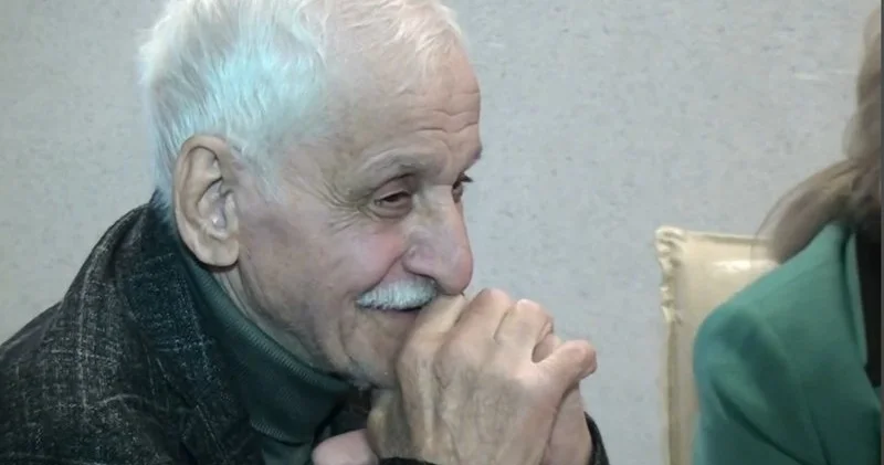 Arif Əbdüloğlu vəfat etdi