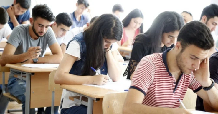 Magistraturaya maraq niyə azalıb? Deputat DANIŞDI