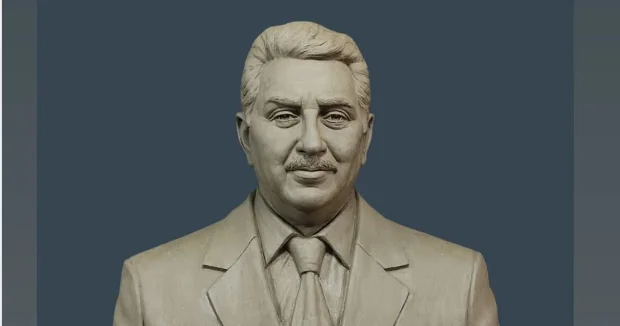 Arif Babayevin heykəli hazırlandı FOTOLAR