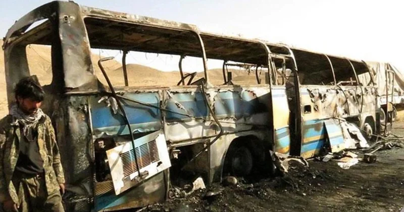 Miqrantları daşıyan avtobus YANDI: ÖLƏNLƏR VAR