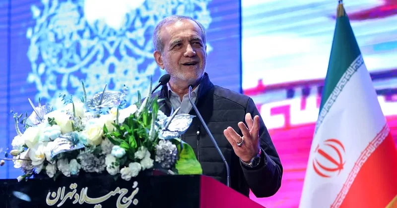Pezeşkianın bayrağımıza hörmətsizliyi, yoxsa?.. Narahatlıq yaradan FOTO