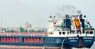 Rusiyanın “Port Olya 4” gəmisi yarıya qədər batıb...