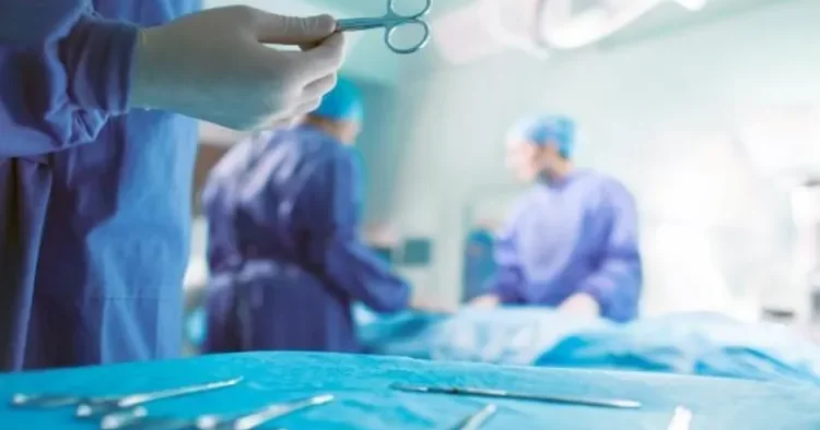Başı bədənindən qopmuş xəstənin həyatı xilas edilib Tibb dünyası ŞOKDA