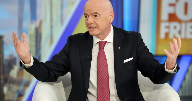 Macarıstan Futbol Federasiyasının rəhbəri İnfatinoya qarşı çıxdı