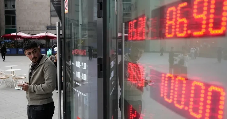 Rusiyada müharibə təşvişi Milyardlarla rublu nağdlaşdırırlar