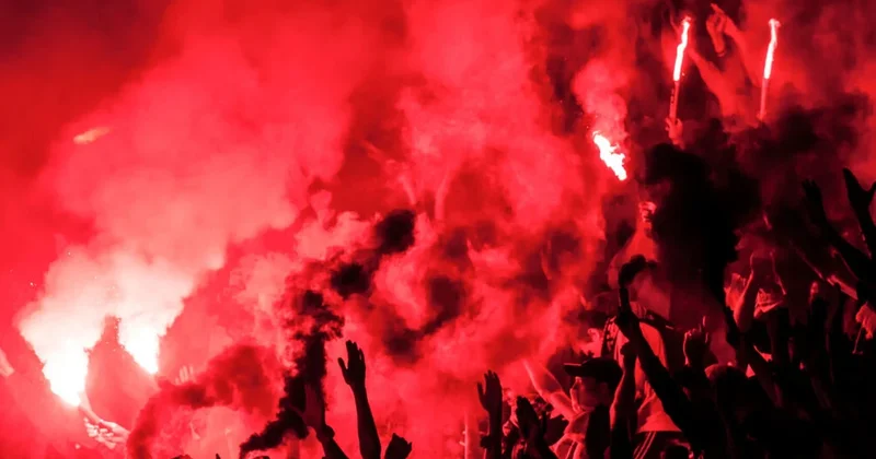 “Hapoel” azarkeşi “Sabah”la oyundan əvvəl külli miqdarda pirotexnika ilə saxlanılıb