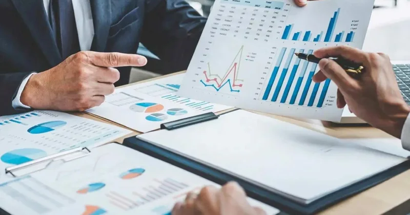 Büdcə gəlirləri xərcləri 2,4 milyard manat üstələdi Açıqlama