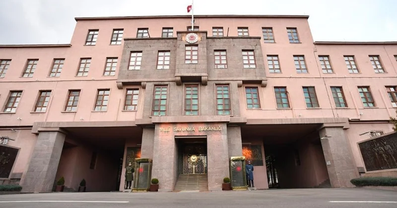 Türkiyə MN: Suriyadakı hava bazasına hücum zamanı bazada türk hərbçilər olmayıb