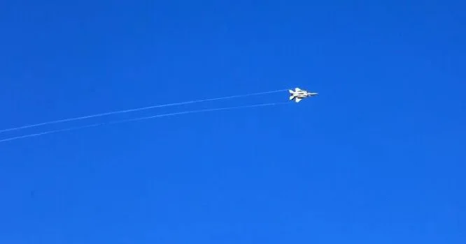 İsrail döyüş təyyarələri Suriyanın hava məkanını pozub