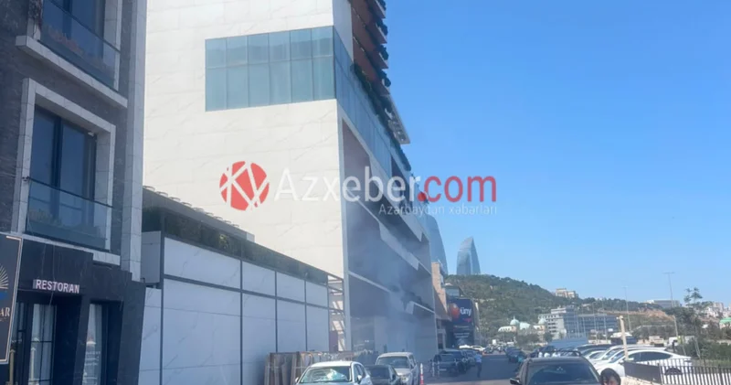 Bakıda məşhur binada yanğın çıxdı VİDEO