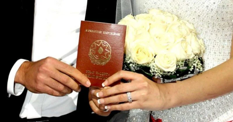 Azərbaycanda evlilik yaşı 30 u keçib Deputatdan HƏYƏCAN TƏBİLİ