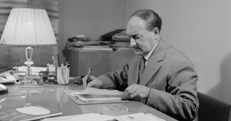 Di gəl ki, ürəyimdə ölümün də yeri var... Salvatore Kvazimodonun şeirləri