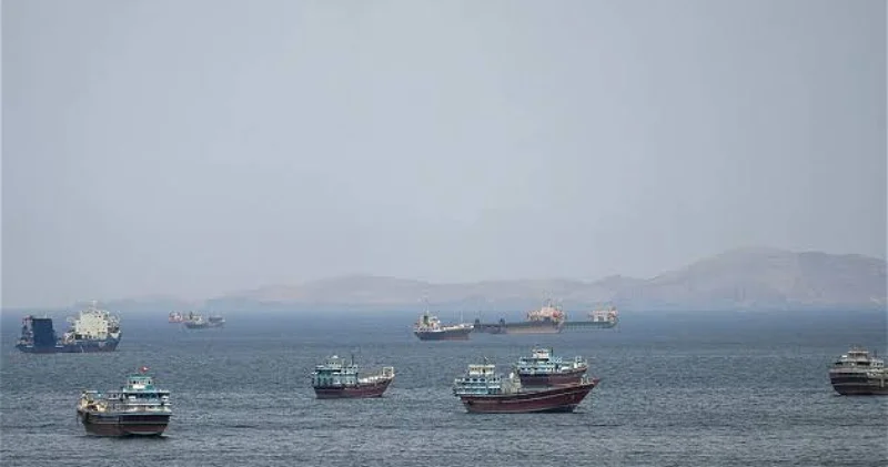 Судно с азербайджанскими моряками подверглось атаке дрона в Чёрном море ВИДЕО