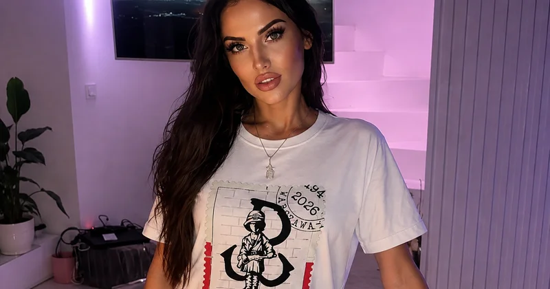 Скандал в Польше: Модель OnlyFans стала лицом памяти Варшавского восстания